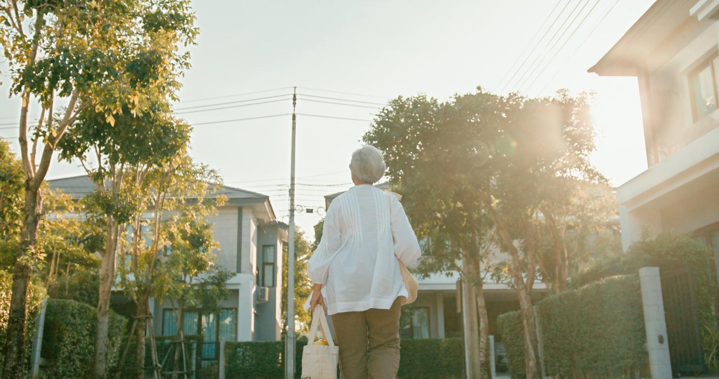 高齢者の一人暮らしの生活費はいくら？支出を抑えて老後に備える方法